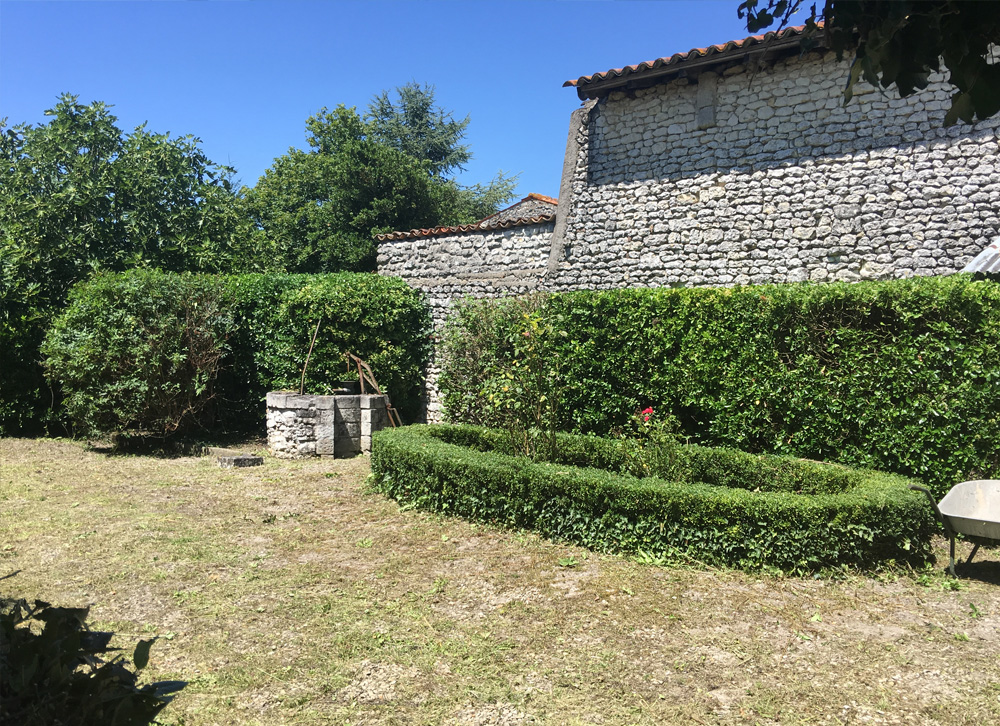  ENTRETIEN DE JARDINS ET ESPACES VERTS